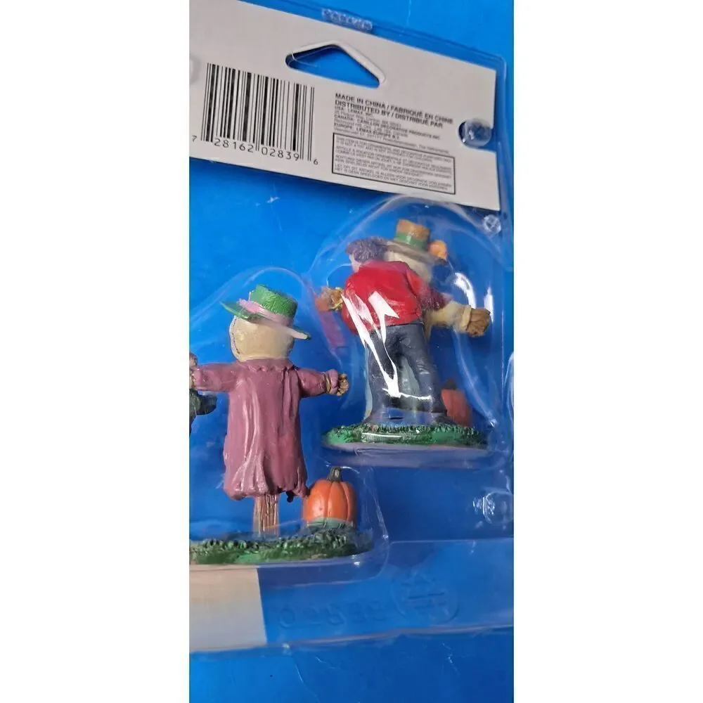 Lemax Figurine 2010 Spooky Village Peek a Boo-Scarecrow